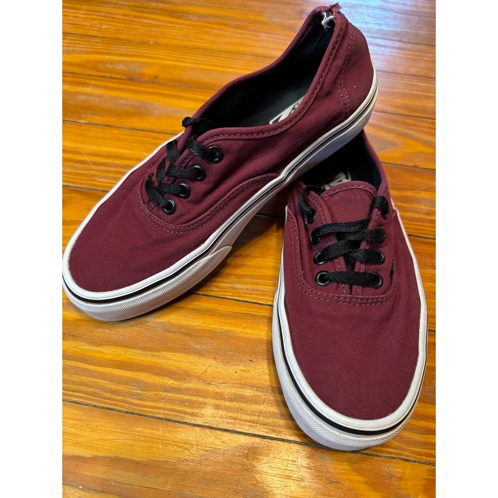 Vans Off The Wall Low Top Sneakers‎ 7.5 Womens, 6 Men